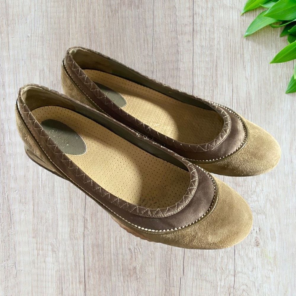 Cole Haan Olive Green Suede Nike Flats 10
